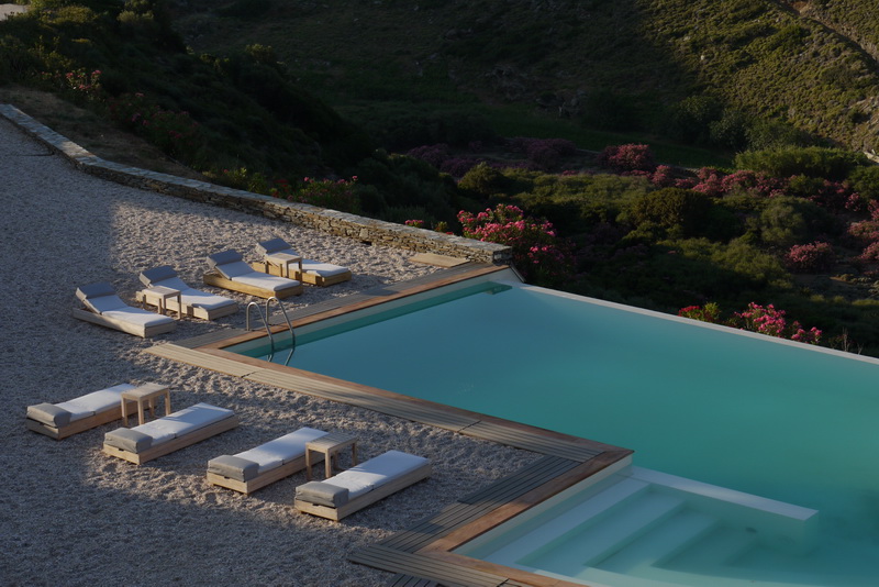 aegea-blue-luxury-hotel-resort-andros-island-217_resize