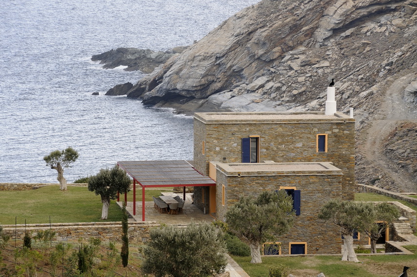 aegea-blue-luxury-hotel-resort-andros-island-40_resize